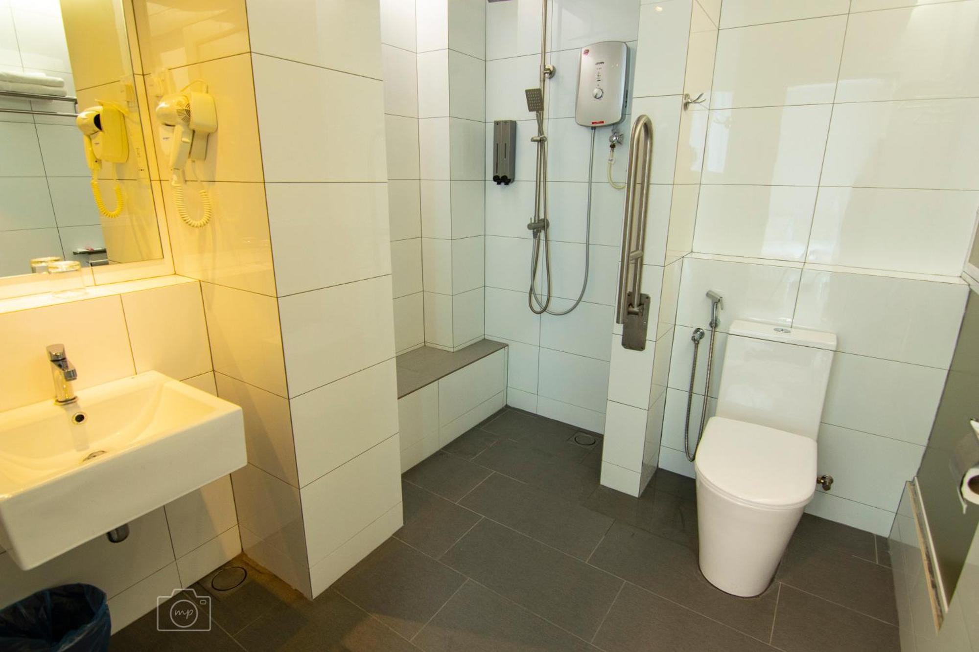 Legacy Hotel Ipoh Bagian luar foto